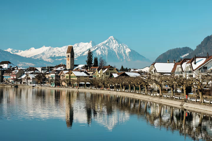 Bernese Alps Grand Experience – Interlaken, Lauterbrunnen & Grindelwald + Mountain Adventure