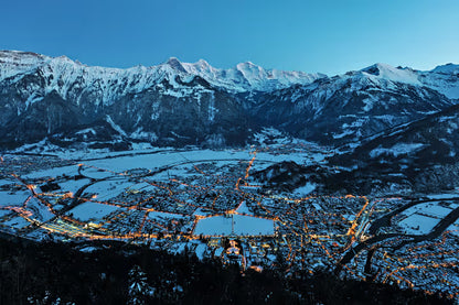 Bernese Alps Grand Experience – Interlaken, Lauterbrunnen & Grindelwald + Mountain Adventure