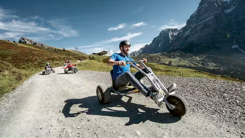 Bernese Alps Grand Experience – Interlaken, Lauterbrunnen & Grindelwald + Mountain Adventure