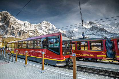 Bernese Alps Grand Experience – Interlaken, Lauterbrunnen & Grindelwald + Mountain Adventure